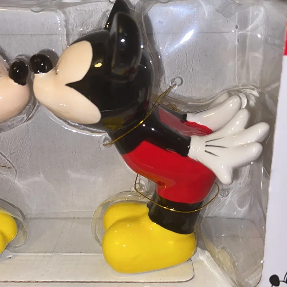 Minnie & Mickey Mouse salt and pepper shaker - Picture 3 of 6